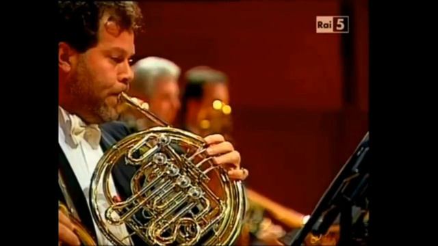 Dvorak's Cello Concerto, Horn Solo смотреть онлайн