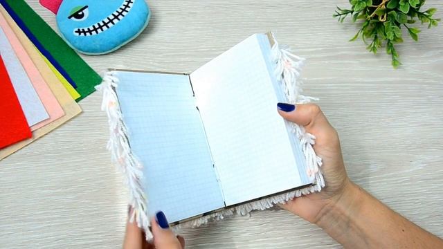 DIY ПУШИСТЫЙ БЛОКНОТ Своими руками | Обложка на Блокнот ♥ Лакси смотреть онлайн