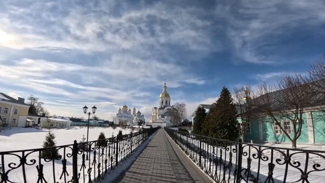 ВКЛЮЧИ И МОЛИСЬ - НА СВЯТОЙ КАНАВКЕ В ДИВЕЕВО! смотреть онлайн