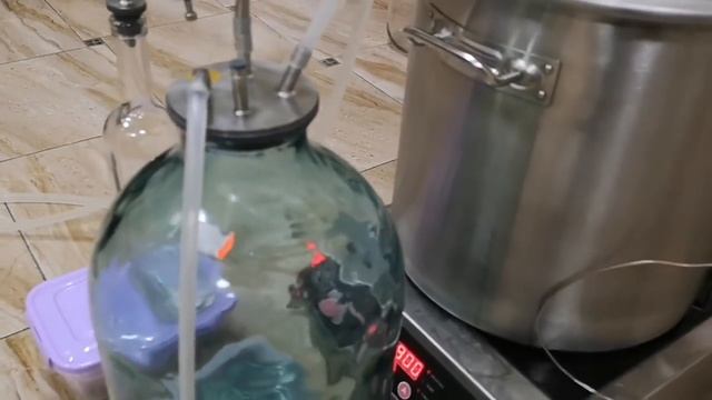 Перегонка браги под вакуумом. Пеногаситель рулит!))) смотреть онлайн