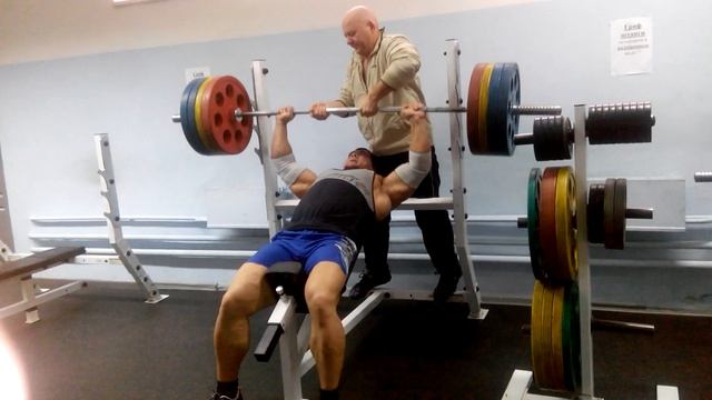 НАКЛОННЫЙ ЖИМ 180 КГ НА 3 смотреть онлайн