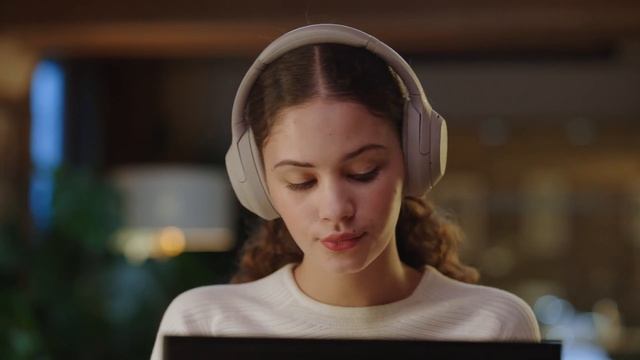 無線降噪耳機WH-1000XM4 | 超長電池續航力 смотреть онлайн