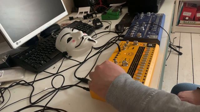 Behringer Rd6 Live Jam смотреть онлайн