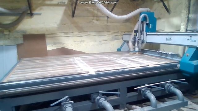 Пробный Nesting ЛДСП lamarty, фреза 12 мм. Подача 4 м/м (боизно быстрее), Bazis ЧПУ + Pumotix смотреть онлайн