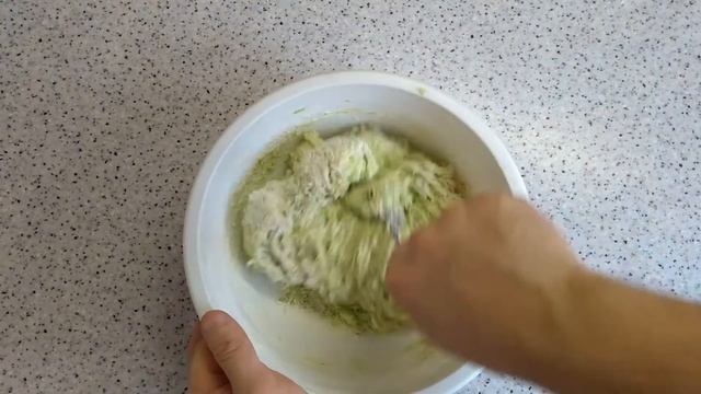 Как приготовить оладьи?Готовим дома оладьи из кабачков. смотреть онлайн