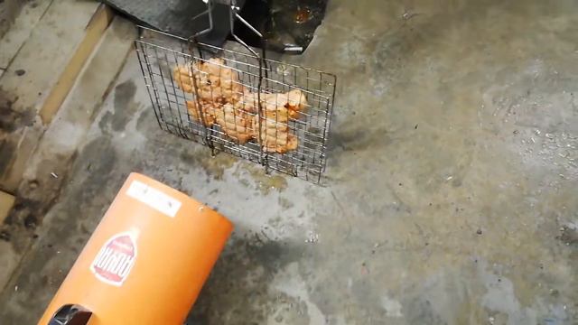 ну а как еще быть на работе смотреть онлайн