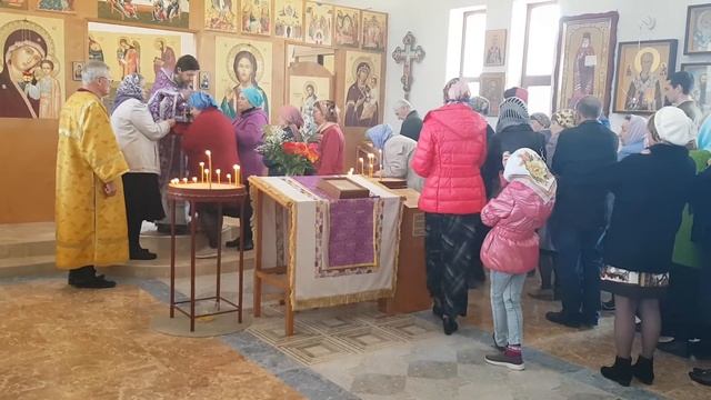 Страстной Четверг, причащение смотреть онлайн
