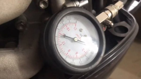 Замер компрессии на двигателе Suzuki DF50