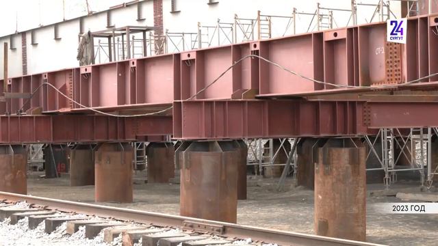 Возведено больше половины опор второго моста через Обь смотреть онлайн