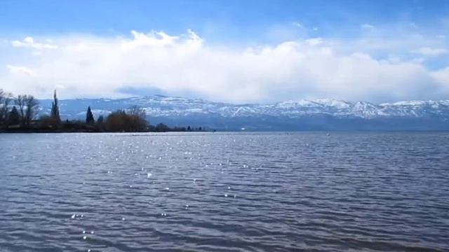 Повече от победител чрез Исус - Радостина Динева (Изпълнение на китара - Роси Петрова) смотреть онлайн