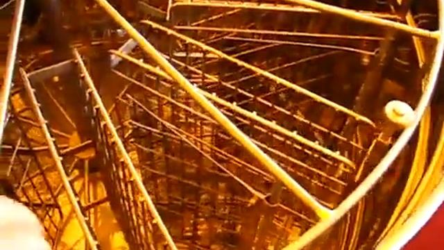 Нова Пасіка Медогонка кассетная с вставками смотреть онлайн