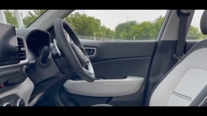 2022 Hyundai Venue vs Creta - Exclusive Comparison