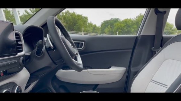 2022 Hyundai Venue vs Creta - Exclusive Comparison