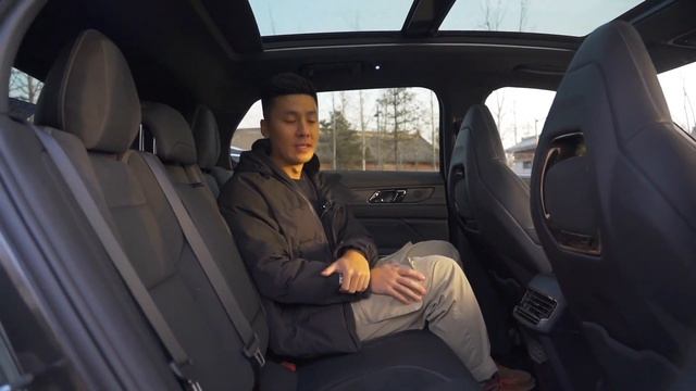 Lynk & Co01 Dark Night Edition 20T 8AT Test Drive and Review. смотреть онлайн