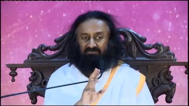 How a personal mantra helps in meditation by Gurudev Sri Sri Ravi Shankar смотреть онлайн