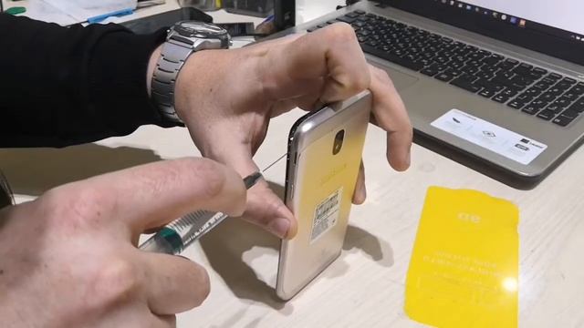 КАК СНЯТЬ ДИСПЛЕЙ НА SAMSUNG J330, How to REMOVE the DISPLAY on SAMSUNG J3 смотреть онлайн