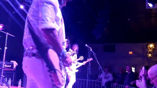 ANGEL 11) All The Young Dudes смотреть онлайн