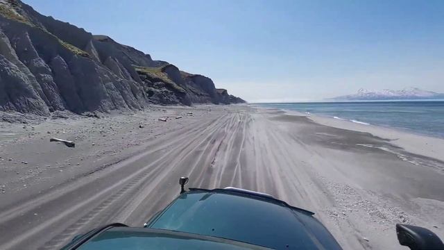 остров Итуруп, Белые Скалы (пемза). смотреть онлайн