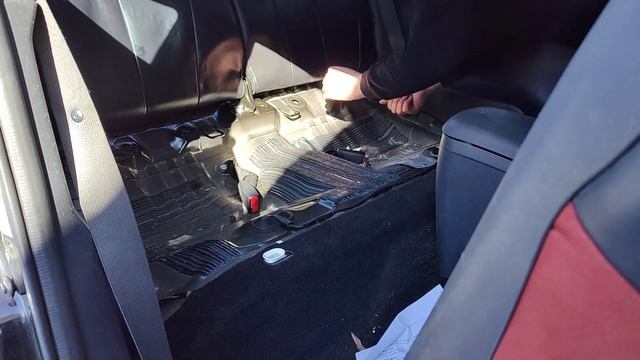 Rear Seat Removal 4G Eclipse (2006-2012 Mitsubishi Eclipse) смотреть онлайн