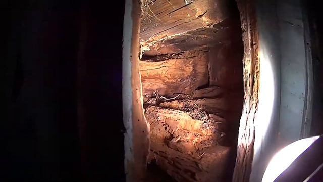 Заброшки ночью. Старый, разрушенный дом в покинутой деревне. смотреть онлайн