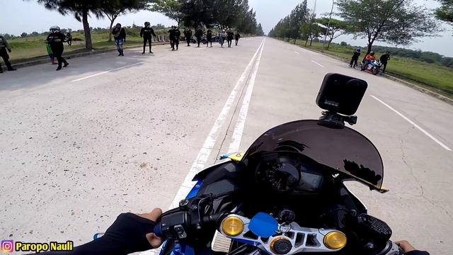TES DRAG!! KAWASAKI H2 Vs Zx25r NYALIP SAMBIL JEMPING" AUTO DITINGGAL SEKEBON смотреть онлайн