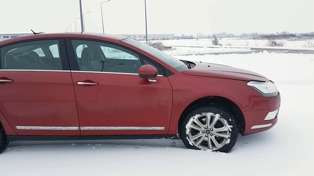 Citroen C5 Hydractive III+ Suspension Demonstration.