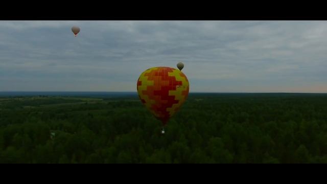 ВЛОГ: ПОЛЕТ НА ВОЗДУШНОМ ШАРЕ | ЭТО СТОИТ УВИДЕТЬ! смотреть онлайн