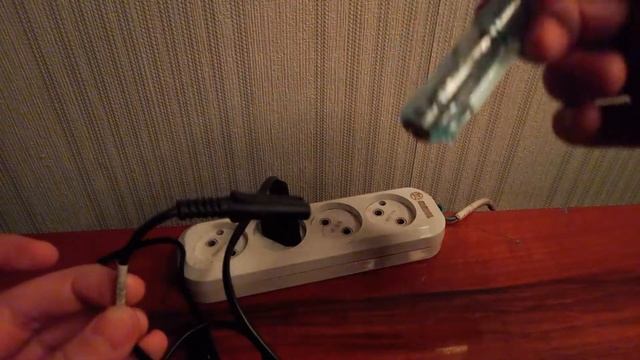 Индикаторная отвертка. Найти место обрыва провода, где находятся фаза, ноль? Indicator Screwdriver.