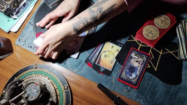 Вспоминает ли загаданный человек, и что он обо мне думает, 5 вариантов, 5 в самом конце видео смотреть онлайн