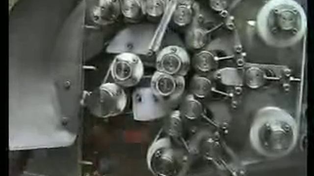 № 42 Машина разрезания колбасного жгутаwt97rnsl смотреть онлайн