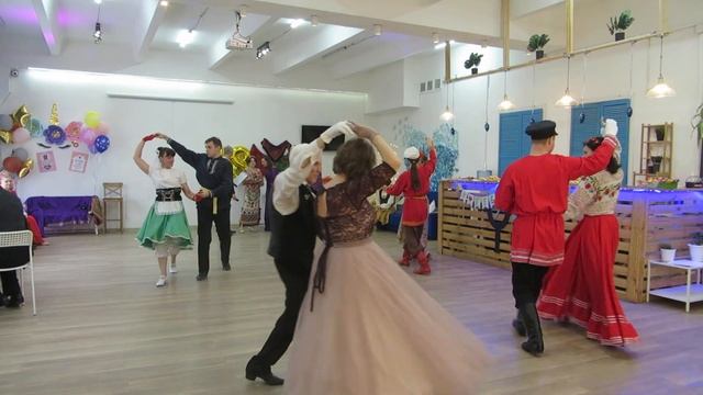 Па д'Эспань. Весенний салон "Танцы народов мира" на Нагатинской 18 апреля 2021 г. смотреть онлайн
