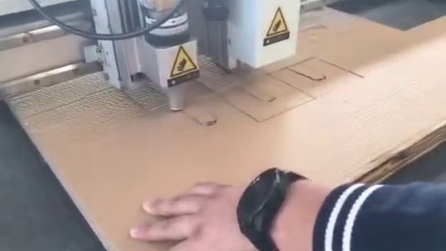 Плоттер X-Plot: Резка сотового картона смотреть онлайн