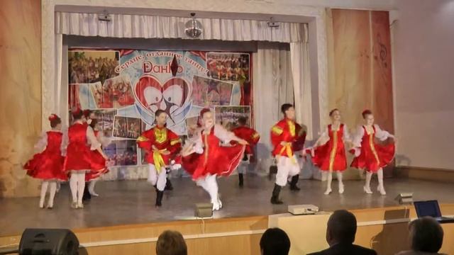 Ансамбль "Данко" - Калинка (средняя группа) смотреть онлайн