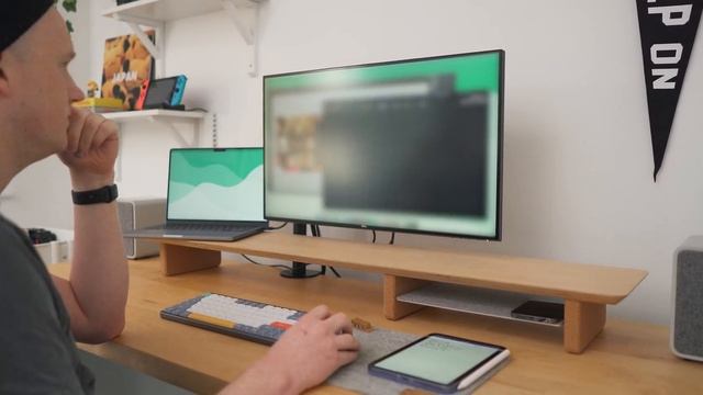 M1 MacBook Pro 14 - A Day in the Life смотреть онлайн