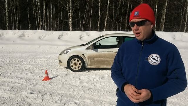 Торможение с ABS и без ABS на снегу смотреть онлайн