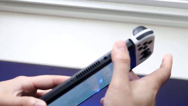 How To Insert Game Cartridge Nintendo Switch OLED смотреть онлайн