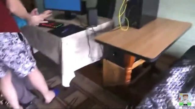 Забираю Компьютер человек смотреть онлайн