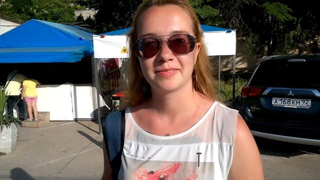 БАЛАКЛАВА: ДЕВУШКА ИЗ СОЧИ. ЦЕНЫ. ПЛЯЖ - НАБЕРЕЖНАЯ В ИЮЛЕ. смотреть онлайн
