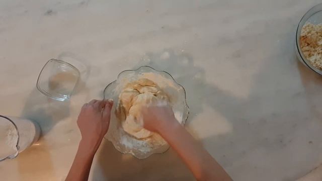 Пирожки с творогом.Жареные пирожки. смотреть онлайн