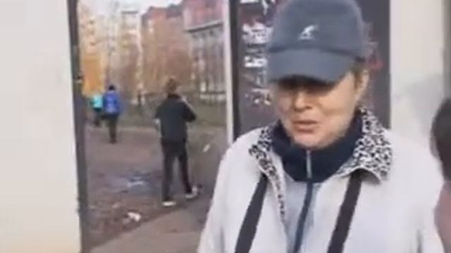На рынке вскрыли бутики смотреть онлайн