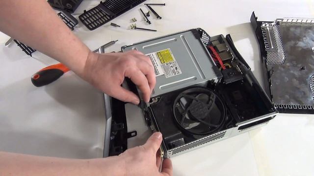 Замена термопасты Xbox 360 смотреть онлайн