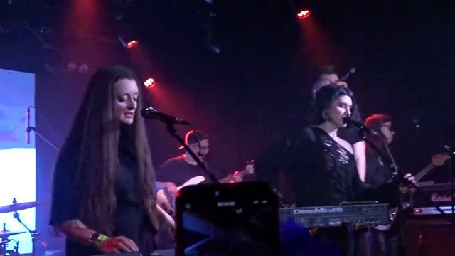 Краснознаменная дивизия имени моей бабушки - Последнее лето детства @ Санкт-Петербург 17.12.2021 смотреть онлайн
