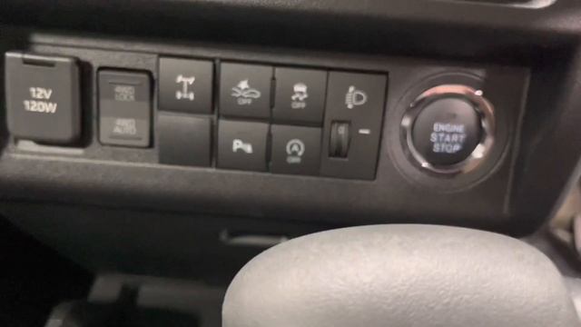 AUTOMATIC 2022 Daihatsu Hijet Regular Cab (Made by Toyota) смотреть онлайн