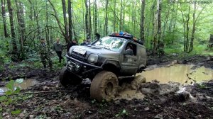Маленький внедорожник SUZUKI Jimny на 35 колёсах, по серьёзному Бездорожью.