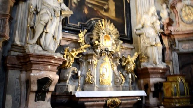 Самый чудесный пражский собор | Церковь Святого Николая | Чехия смотреть онлайн