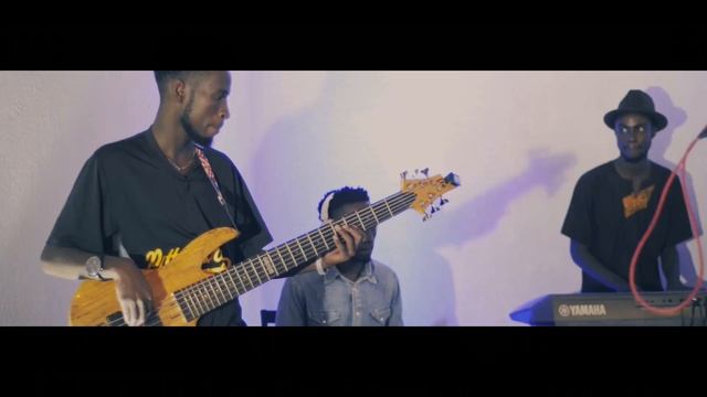 UMUNTU NI UBUNTU-_-Gakwaya Bernard LIVE Peformance by His son Derrick Don Divin смотреть онлайн