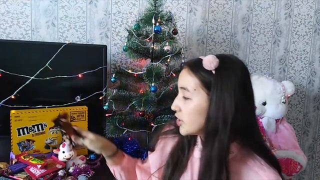 Какой новогодний ? набор лучше? / ОБЗОР на сладости)???? смотреть онлайн