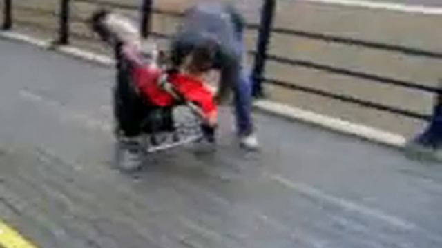 The wind at southport pushing my half sis baby.3GP смотреть онлайн