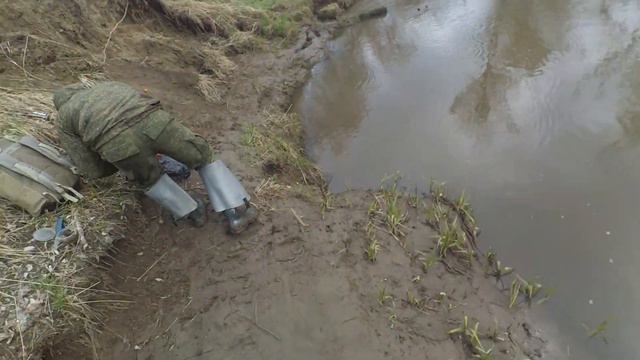 Первая поплавочка 2020. Язь в маленькой речке. Рыбалка на донку. смотреть онлайн