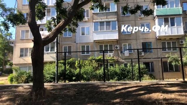 Реконструкция двора по Олега Кошевого - уложен асфальт и новая плитка смотреть онлайн
